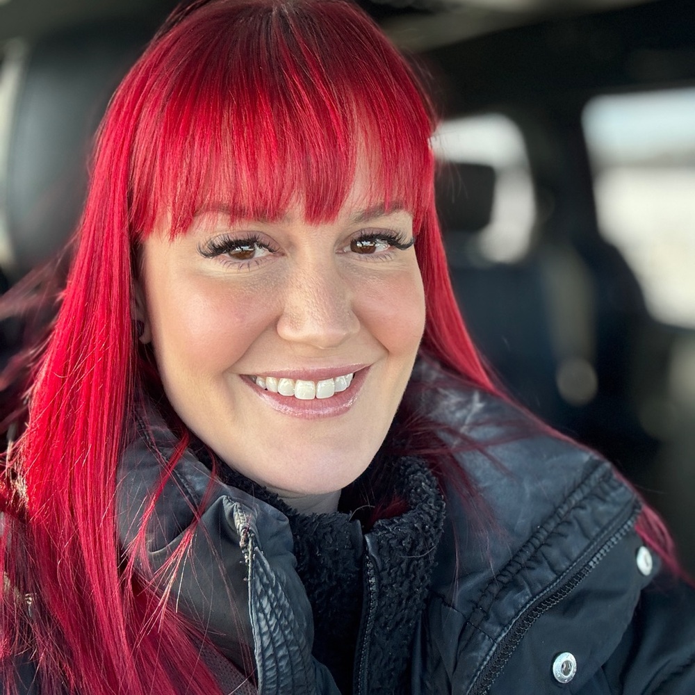 Meet your Posher, Julie